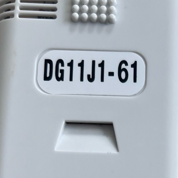 LG AC Remote Control Portable Air Conditioner Remote White/Grey DG11J1-61 - Picture 2 of 3